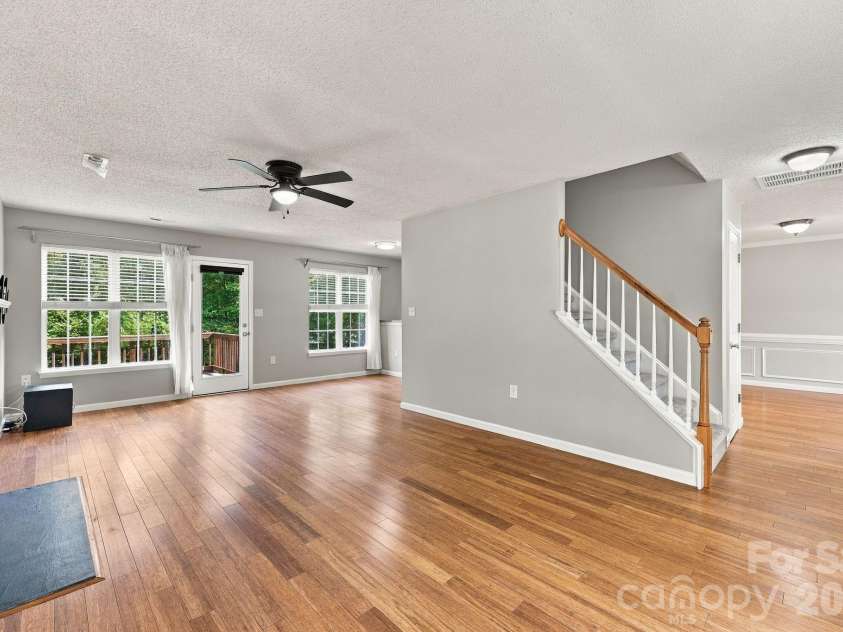 14306 Blue Grass Drive, Huntersville, NC 28078.  MLS# CAR4425886, YatesRealty ID 51437. 