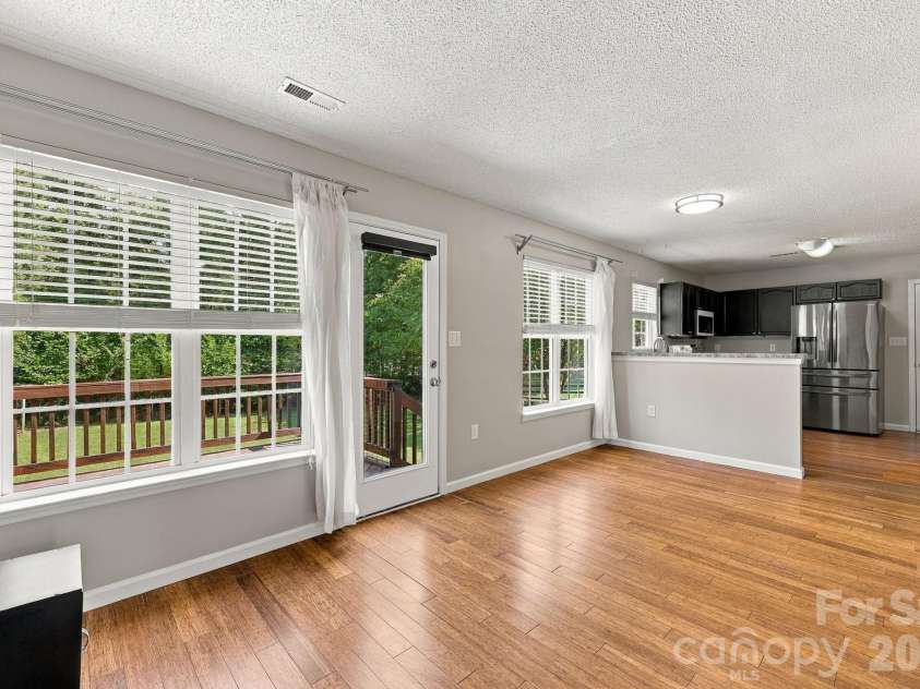 14306 Blue Grass Drive, Huntersville, NC 28078.  MLS# CAR4425886, YatesRealty ID 51437. 