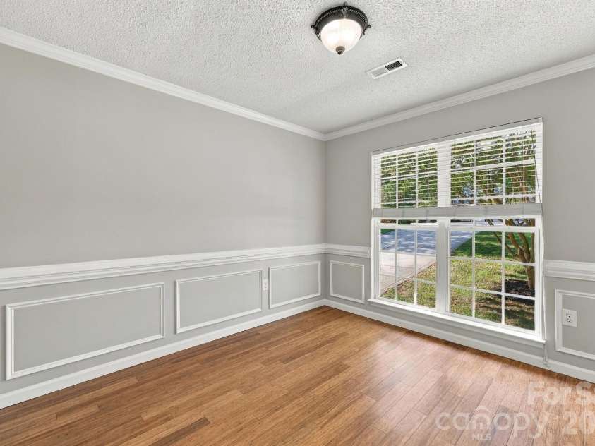 14306 Blue Grass Drive, Huntersville, NC 28078.  MLS# CAR4425886, YatesRealty ID 51437. 