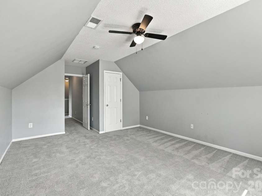 14306 Blue Grass Drive, Huntersville, NC 28078.  MLS# CAR4425886, YatesRealty ID 51437. 