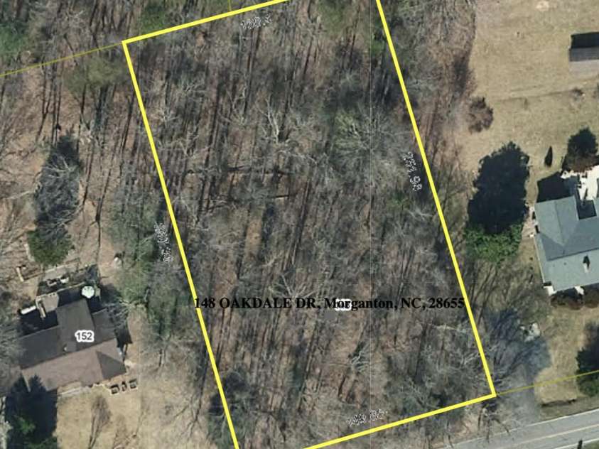 148 Oakdale Drive, Morganton, NC 28655.  MLS# CAR4202521, YatesRealty ID 5144. 