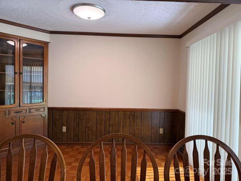 370 Sherrill Farm Road, Lincolnton, NC 28092.  MLS# CAR4249674, YatesRealty ID 5144. 
