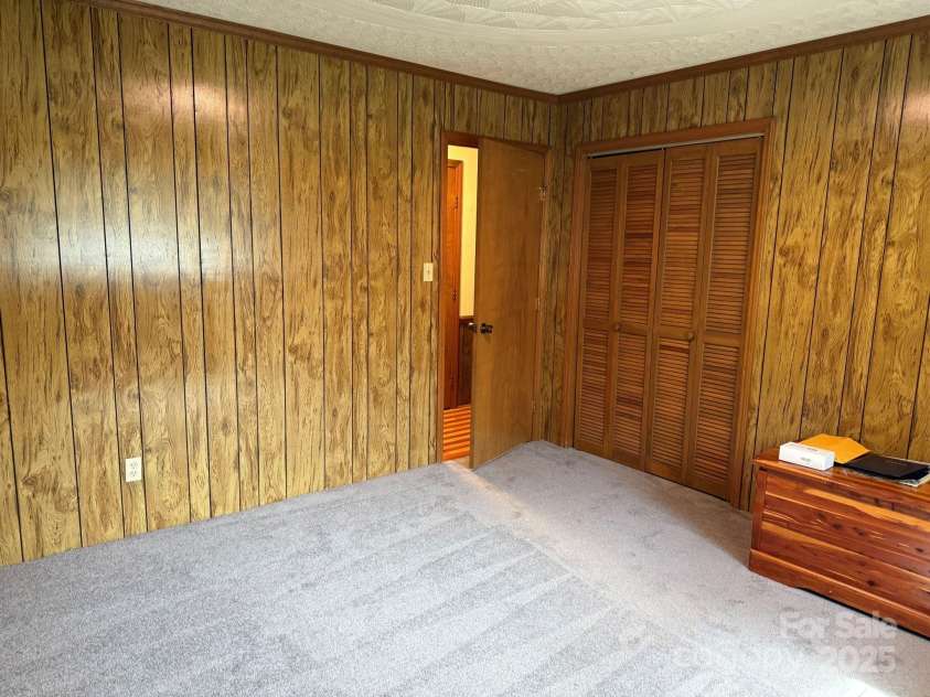 370 Sherrill Farm Road, Lincolnton, NC 28092.  MLS# CAR4249674, YatesRealty ID 5144. 