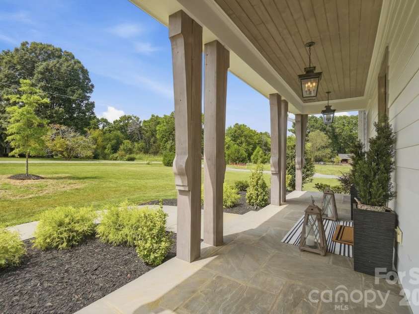 4055 Honey Tree Lane, Concord, NC 28027.  MLS# CAR4425920, YatesRealty ID 51440. 