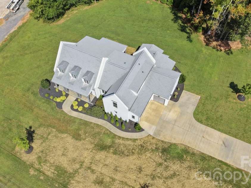 4055 Honey Tree Lane, Concord, NC 28027.  MLS# CAR4425920, YatesRealty ID 51440. 