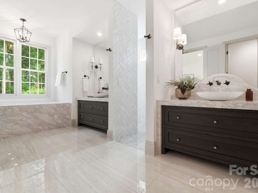 4055 Honey Tree Lane, Concord, NC 28027.  MLS# CAR4425920, YatesRealty ID 51440. 