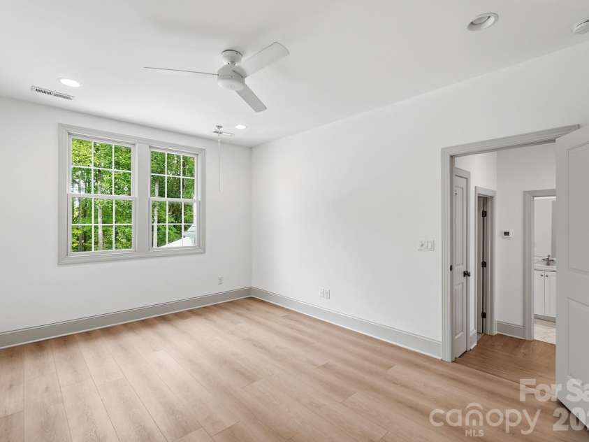 4055 Honey Tree Lane, Concord, NC 28027.  MLS# CAR4425920, YatesRealty ID 51440. 