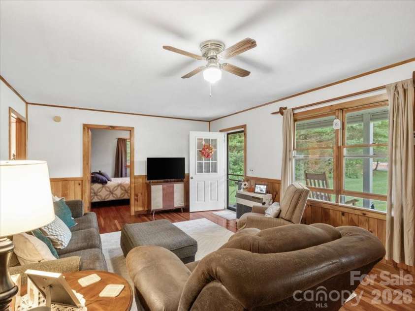 1840 White Oak Road, Burnsville, NC 28714.  MLS# CAR4425546, YatesRealty ID 51443. 