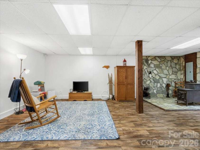 1840 White Oak Road, Burnsville, NC 28714.  MLS# CAR4425546, YatesRealty ID 51443. 