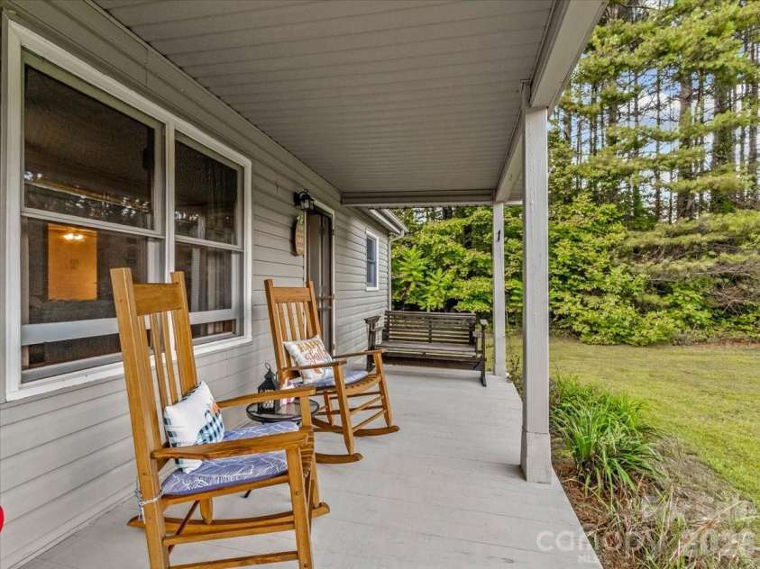 1840 White Oak Road, Burnsville, NC 28714.  MLS# CAR4425546, YatesRealty ID 51443. 