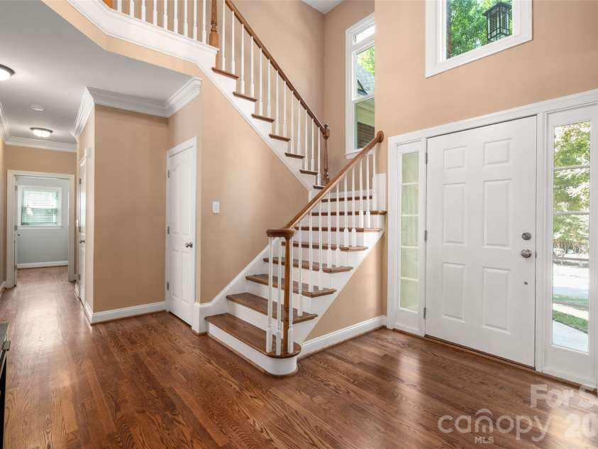 3415 Twelve Oaks Place, Charlotte, NC 28270.  MLS# CAR4416632, YatesRealty ID 51444. 