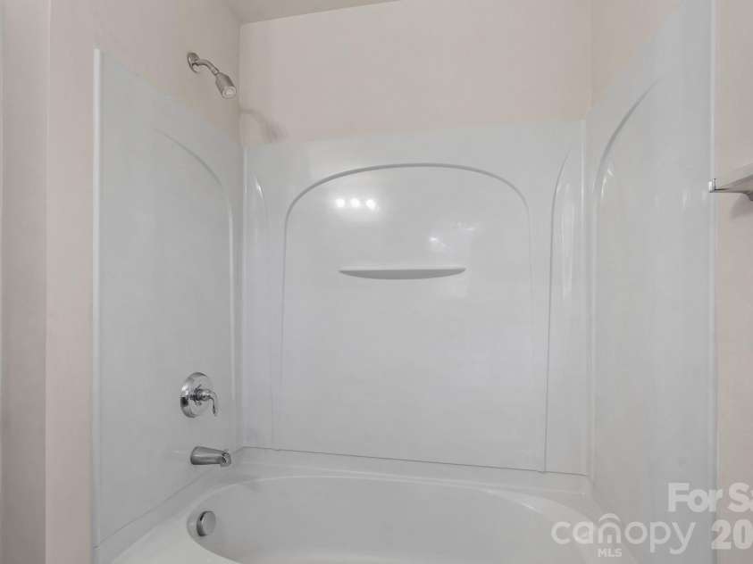 4717 Grier Farm Lane, Charlotte, NC 28270.  MLS# CAR4423441, YatesRealty ID 51445. 