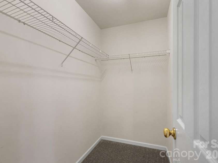4717 Grier Farm Lane, Charlotte, NC 28270.  MLS# CAR4423441, YatesRealty ID 51445. 