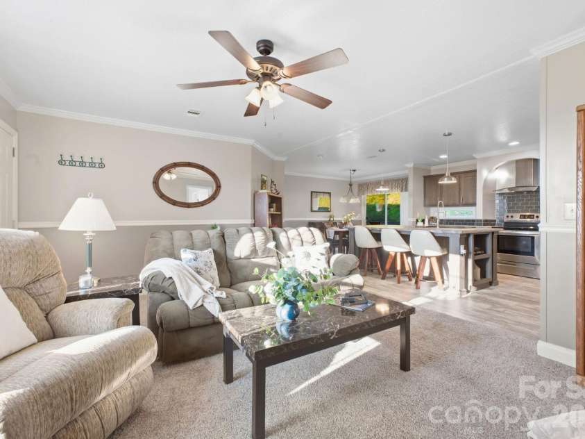 375 Catawba Ridge, Maggie Valley, NC 28751.  MLS# CAR4424592, YatesRealty ID 51446. 