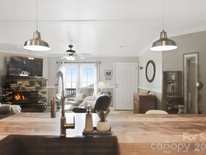 375 Catawba Ridge, Maggie Valley, NC 28751.  MLS# CAR4424592, YatesRealty ID 51446. 
