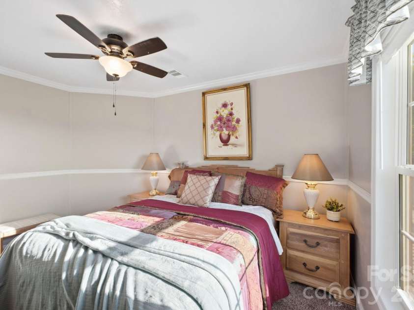 375 Catawba Ridge, Maggie Valley, NC 28751.  MLS# CAR4424592, YatesRealty ID 51446. 