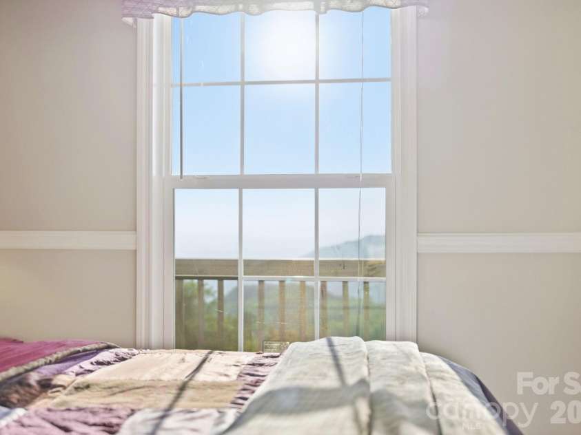375 Catawba Ridge, Maggie Valley, NC 28751.  MLS# CAR4424592, YatesRealty ID 51446. 