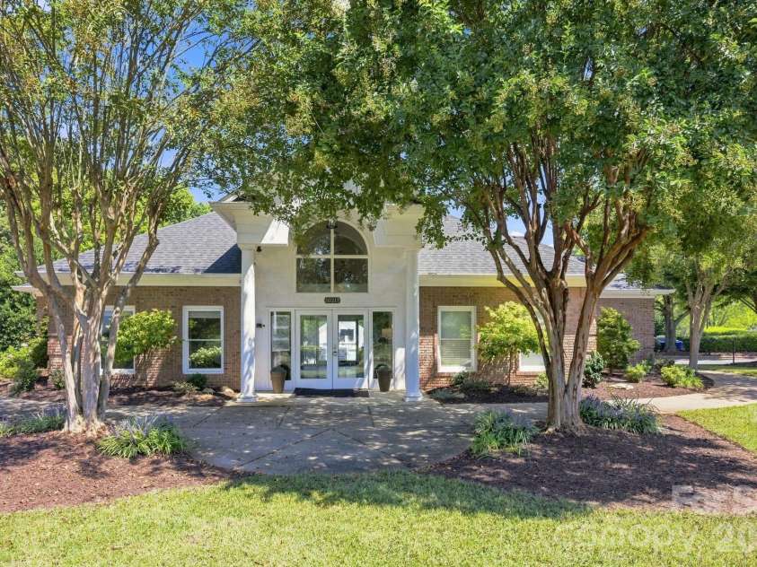 10018 Glencrest Drive, Huntersville, NC 28078.  MLS# CAR4424147, YatesRealty ID 51447. Pool House