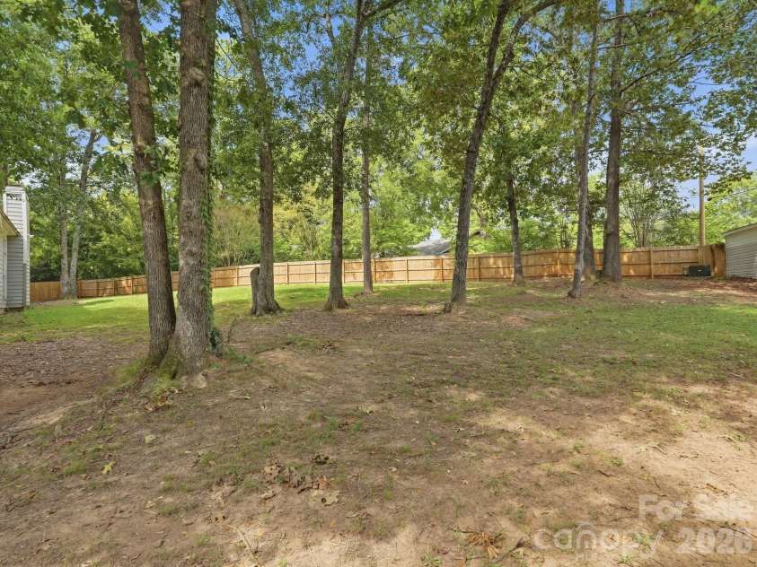 504 Birnamwood Court, Fort Mill, SC 29715.  MLS# CAR4425499, YatesRealty ID 51448. 