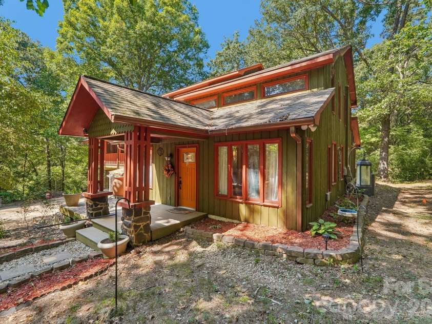 2701 Cedar Trail Lane, Wingate, NC 28174.  MLS# CAR4422344, YatesRealty ID 51449. 