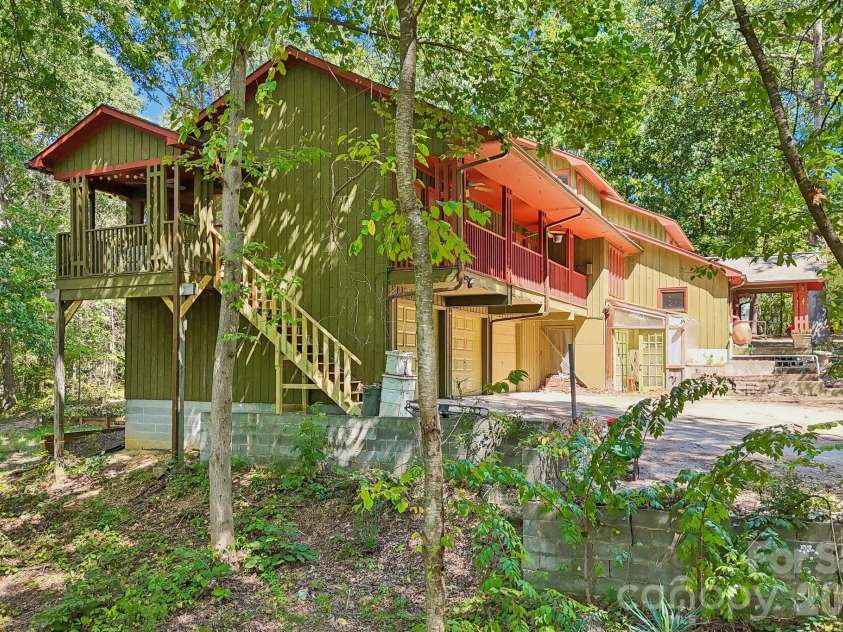 2701 Cedar Trail Lane, Wingate, NC 28174.  MLS# CAR4422344, YatesRealty ID 51449. 