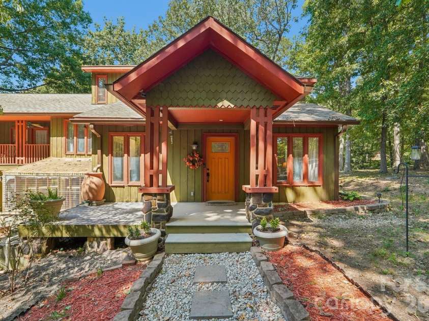 2701 Cedar Trail Lane, Wingate, NC 28174.  MLS# CAR4422344, YatesRealty ID 51449. Welcome to 2701 Cedar Trail Lane!