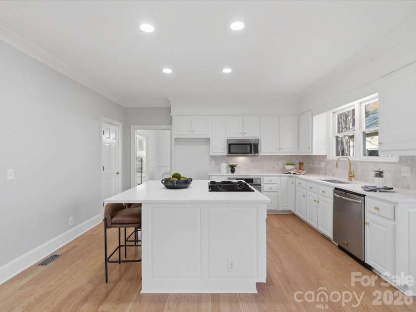 1818 Kilmonack Lane, Charlotte, NC 28270.  MLS# CAR4356973, YatesRealty ID 5145. 