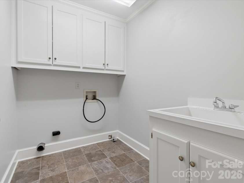 1818 Kilmonack Lane, Charlotte, NC 28270.  MLS# CAR4356973, YatesRealty ID 5145. 
