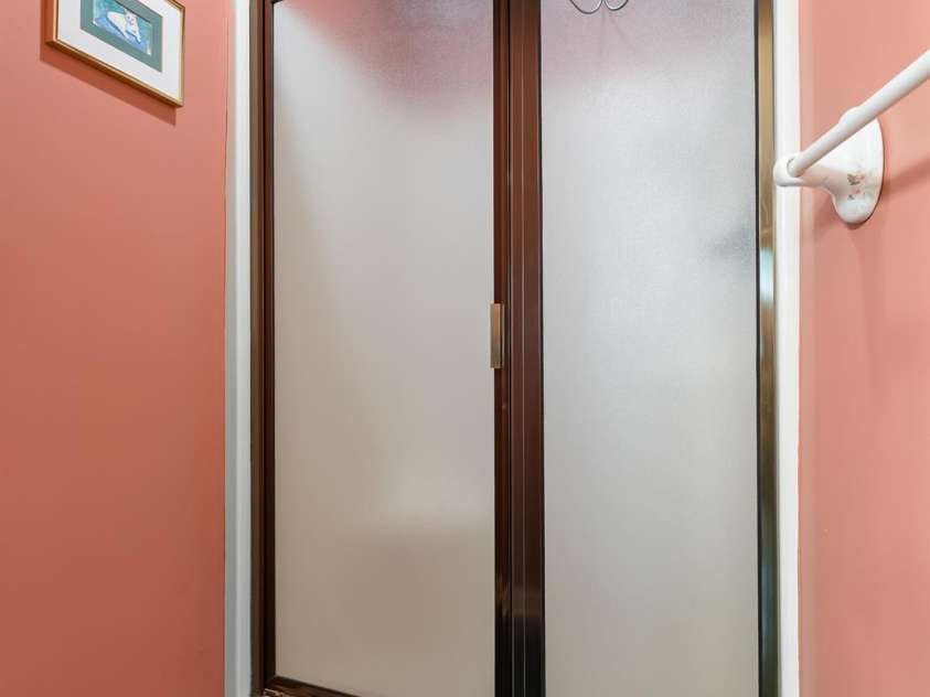 106 Fish Hawk Drive, Hendersonville, NC 28739.  MLS# CAR4425849, YatesRealty ID 51450. Primary Bath Shower