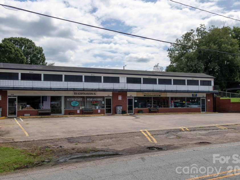 319 Connelly Springs Road, Lenoir, NC 28645.  MLS# CAR4423516, YatesRealty ID 51457. 