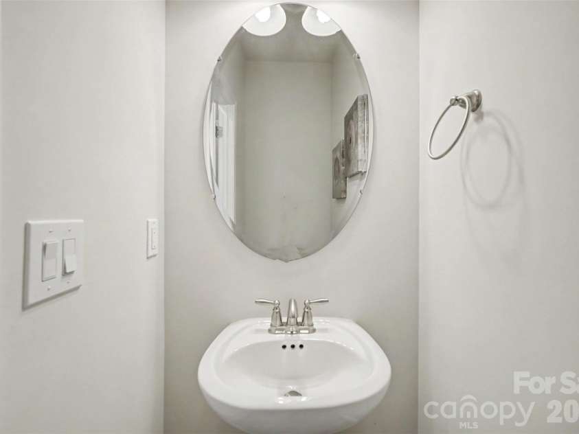 8131 Merryvale Lane, Charlotte, NC 28214.  MLS# CAR4425527, YatesRealty ID 51458. 