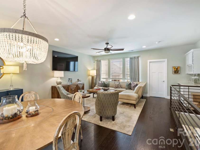 1531 Duckworth Avenue, Charlotte, NC 28208.  MLS# CAR4425417, YatesRealty ID 51459. 