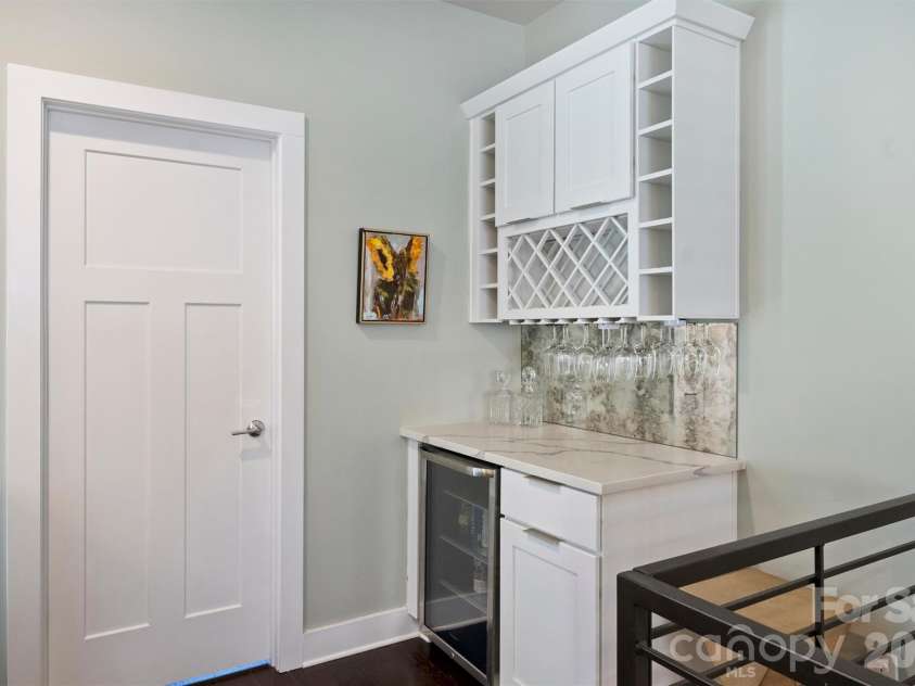 1531 Duckworth Avenue, Charlotte, NC 28208.  MLS# CAR4425417, YatesRealty ID 51459. 