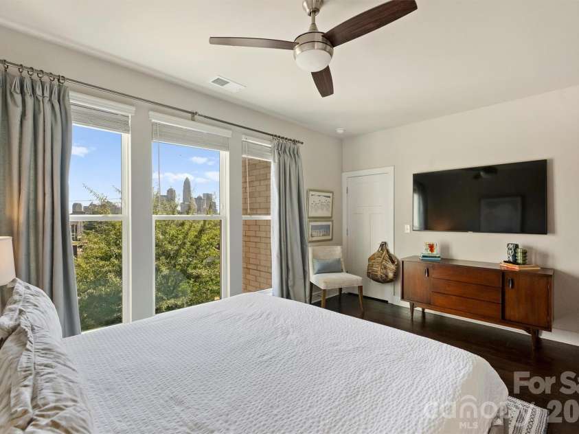 1531 Duckworth Avenue, Charlotte, NC 28208.  MLS# CAR4425417, YatesRealty ID 51459. 