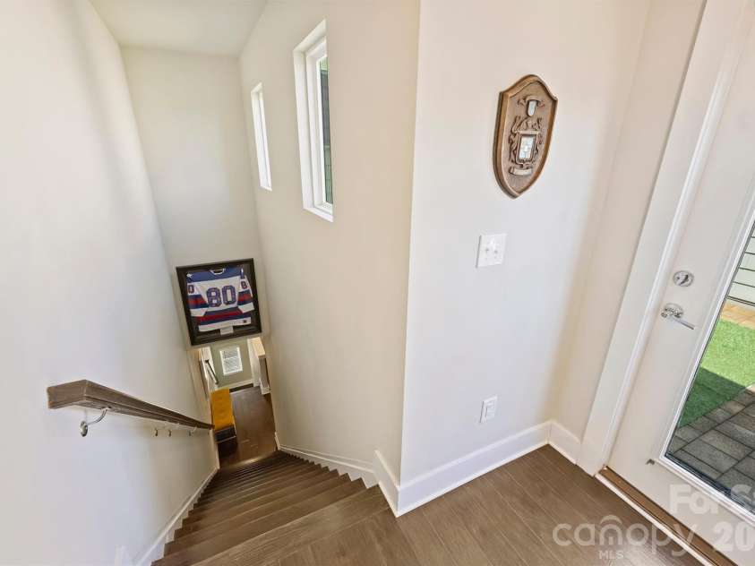 1531 Duckworth Avenue, Charlotte, NC 28208.  MLS# CAR4425417, YatesRealty ID 51459. 