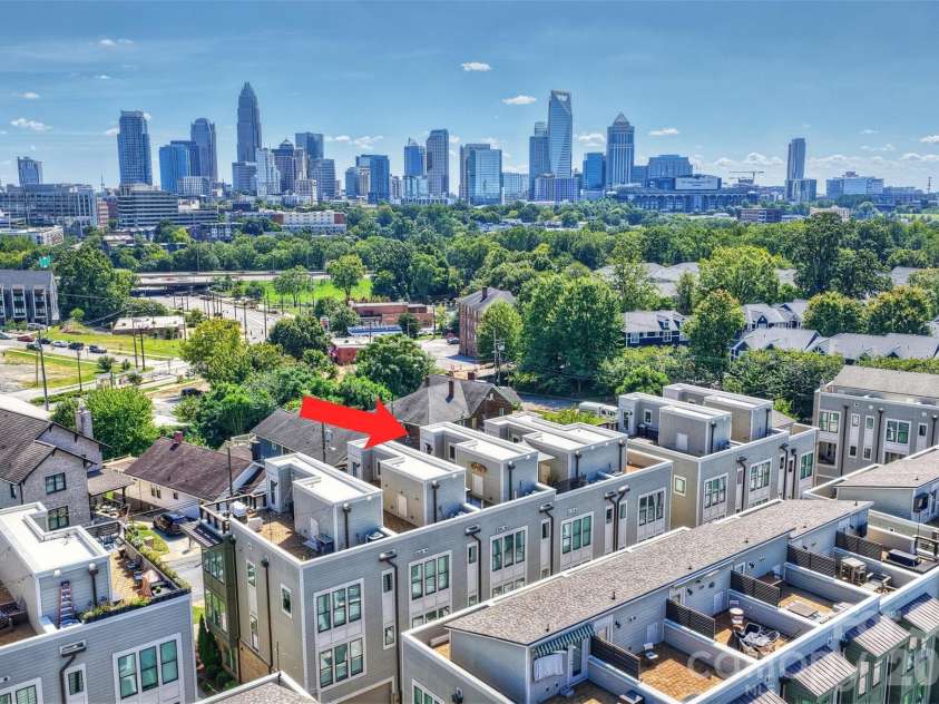 1531 Duckworth Avenue, Charlotte, NC 28208.  MLS# CAR4425417, YatesRealty ID 51459. 