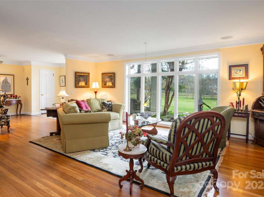 54 Fairway Road, Asheville, NC 28804.  MLS# CAR4238244, YatesRealty ID 5146. Great Room View #2