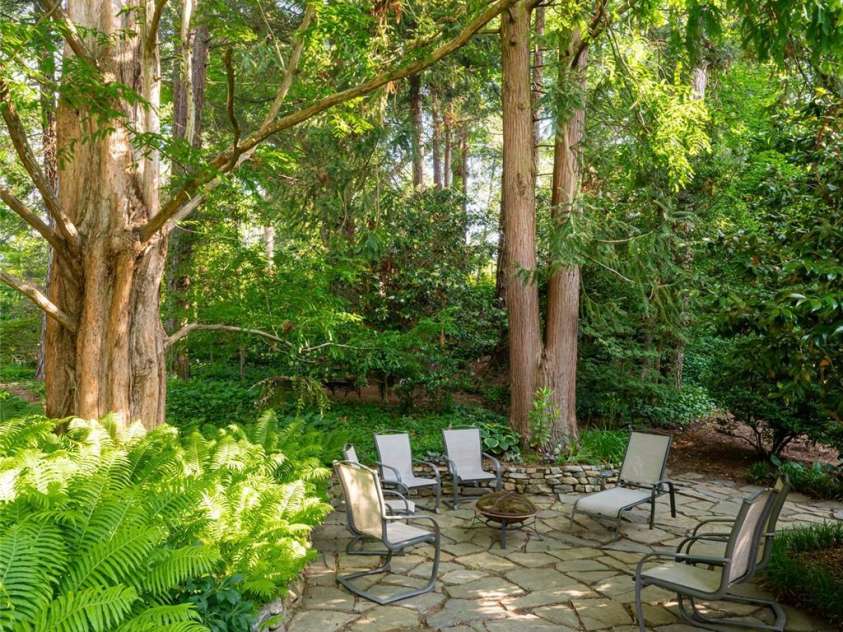 54 Fairway Road, Asheville, NC 28804.  MLS# CAR4238244, YatesRealty ID 5146. Rear patio area - view 2.