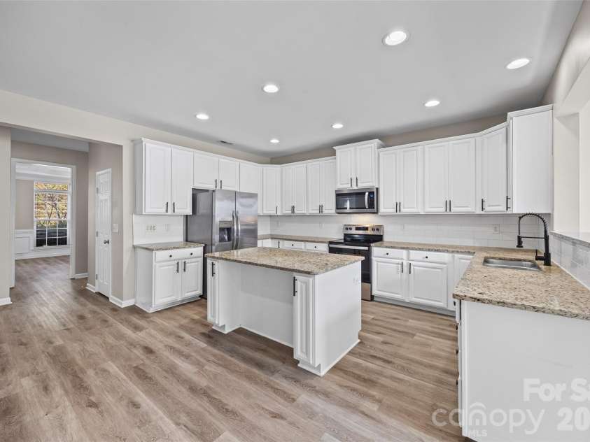 322 Lorraine Road, Fort Mill, SC 29708.  MLS# CAR4426003, YatesRealty ID 51460. 