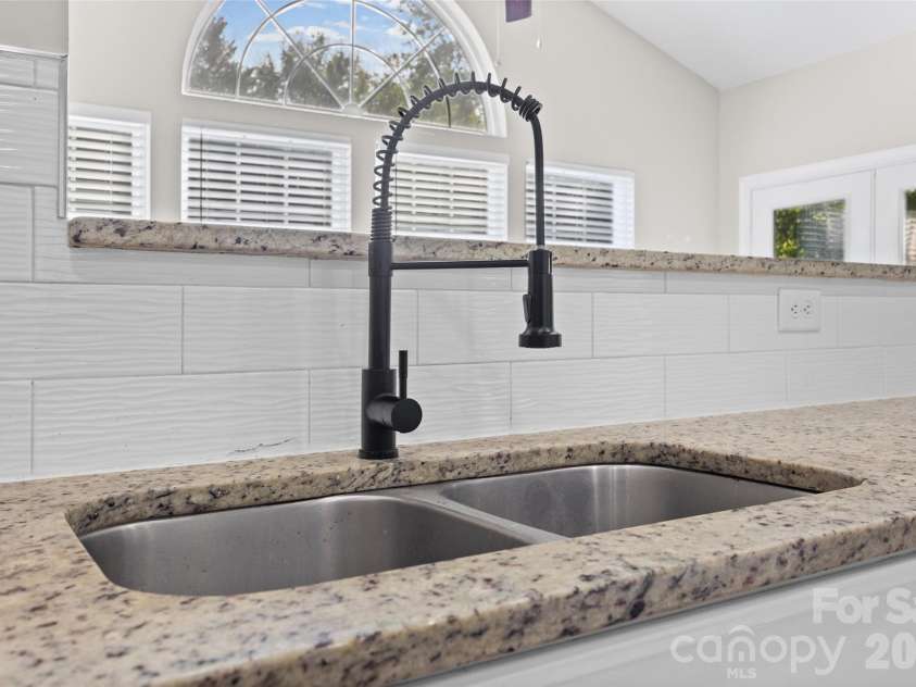 322 Lorraine Road, Fort Mill, SC 29708.  MLS# CAR4426003, YatesRealty ID 51460. 