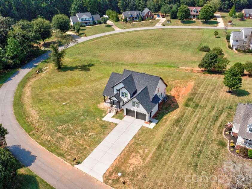 157 Sir Gregory Drive, Shelby, NC 28152.  MLS# CAR4425304, YatesRealty ID 51462. 