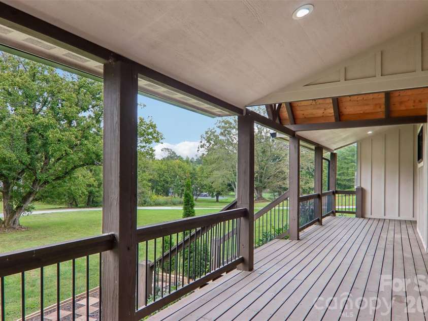 157 Allen Drive, Fletcher, NC 28732.  MLS# CAR4426022, YatesRealty ID 51463. 