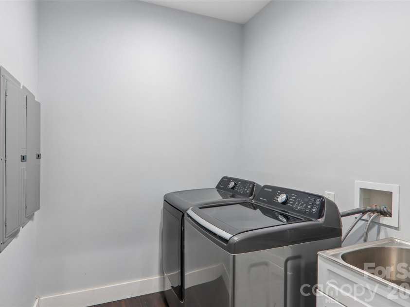 157 Allen Drive, Fletcher, NC 28732.  MLS# CAR4426022, YatesRealty ID 51463. 