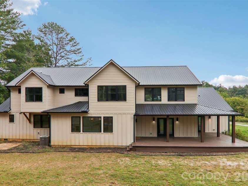 157 Allen Drive, Fletcher, NC 28732.  MLS# CAR4426022, YatesRealty ID 51463. 