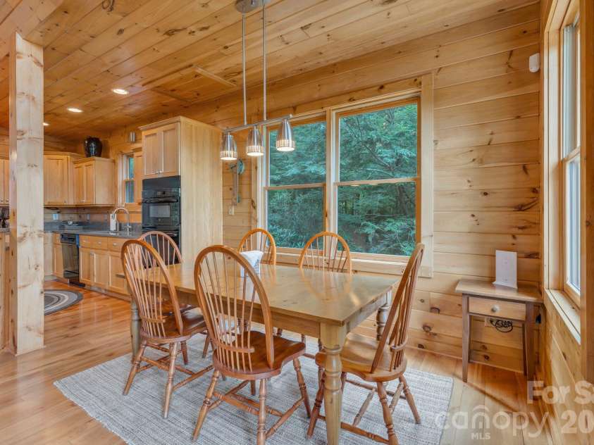 4880 Nightingale Lane, Lenoir, NC 28645.  MLS# CAR4423814, YatesRealty ID 51469. 