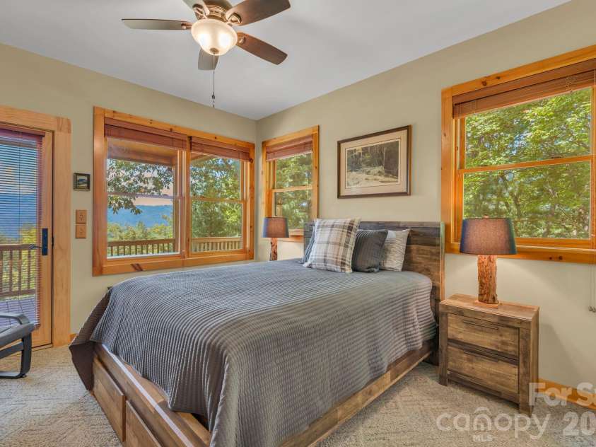 4880 Nightingale Lane, Lenoir, NC 28645.  MLS# CAR4423814, YatesRealty ID 51469. Main-level primary suite
