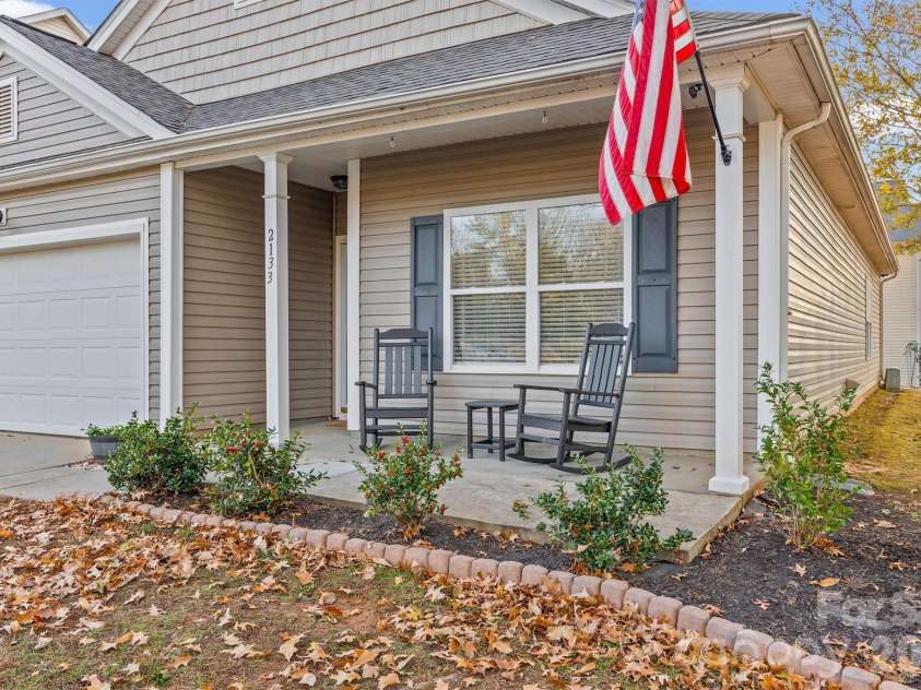 2133 Seabrook Lane, Fort Mill, SC 29715.  MLS# CAR4335172, YatesRealty ID 5147. 