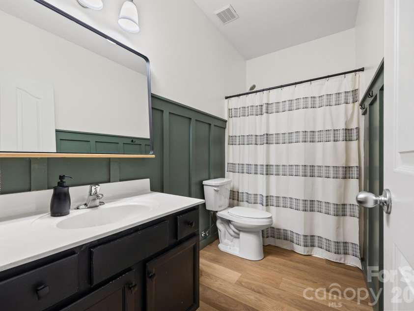 2133 Seabrook Lane, Fort Mill, SC 29715.  MLS# CAR4335172, YatesRealty ID 5147. 