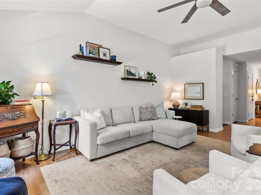 6419 Gatesville Lane, Charlotte, NC 28270.  MLS# CAR4425650, YatesRealty ID 51473. 