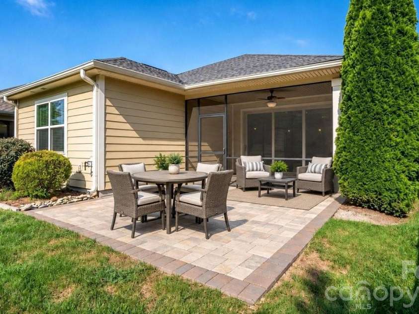 4927 Looking Glass Trail, Denver, NC 28037.  MLS# CAR4424346, YatesRealty ID 51474. 